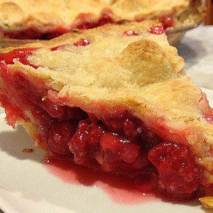 Red raspberry pie